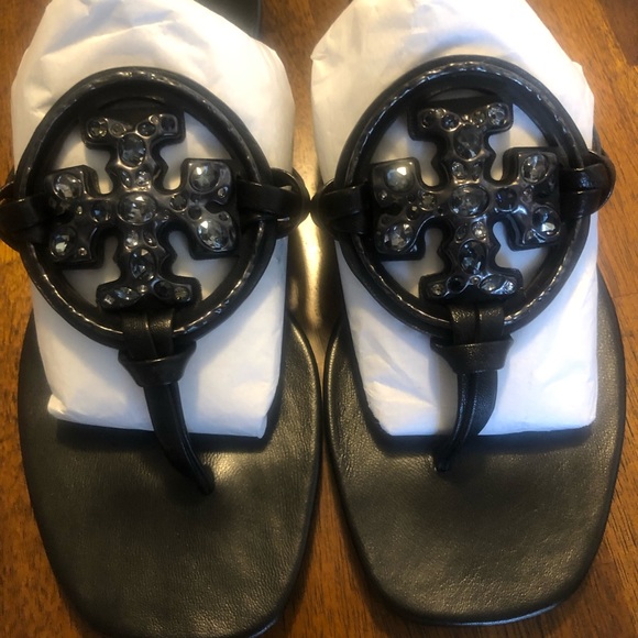 NIB $298 TORY BURCH Miller Jeweled Medallion Thong Sandals in size 6.5! - Picture 7 of 13